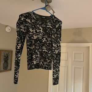 EXPRESS Women’s’ fitted sweater size XS